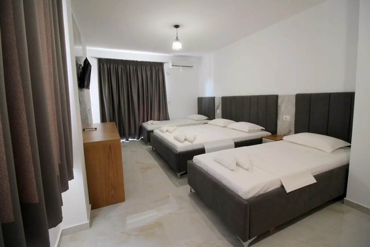 Hotel Four Islands Ksamil 3*,  Albanien