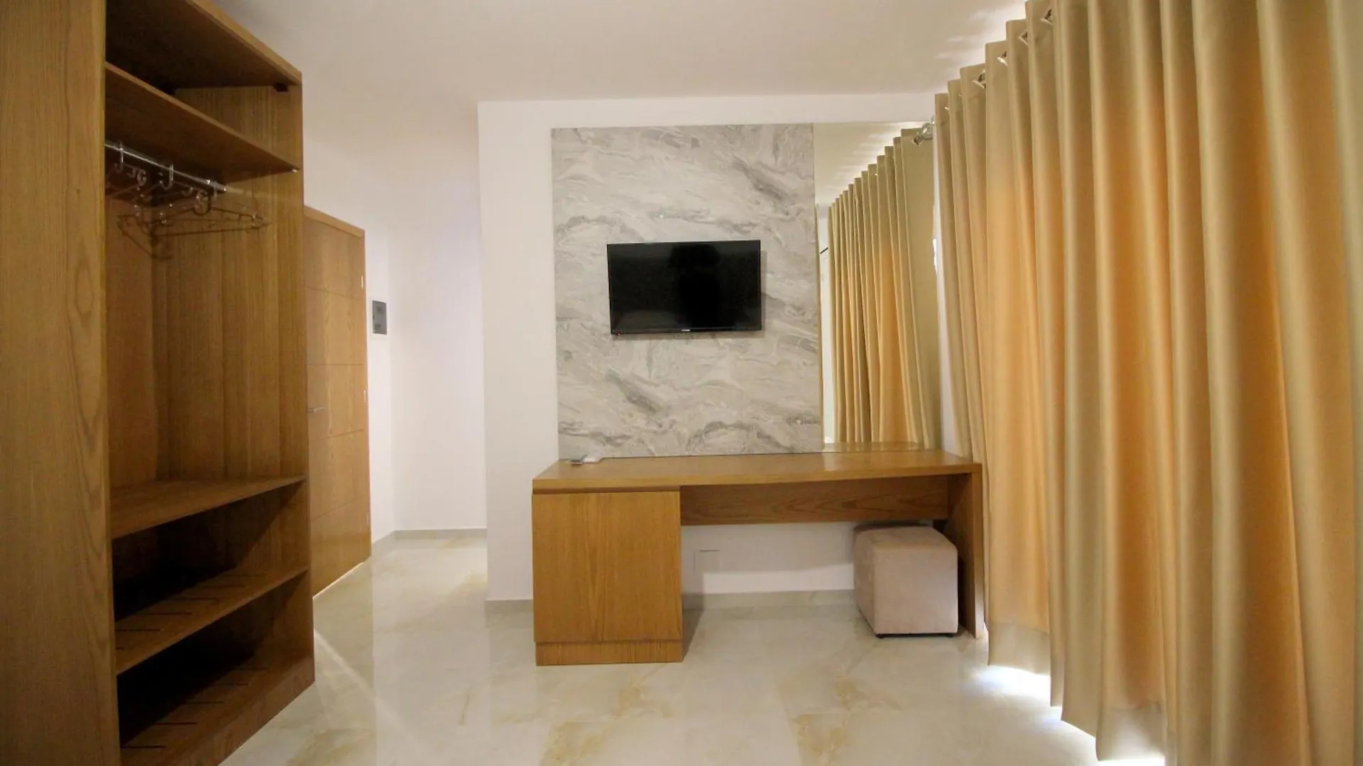 Hotel Four Islands Ksamil